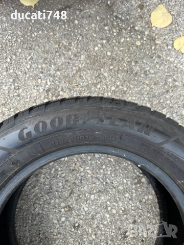 2бр. зимни гуми 215/60/16 Goodyear, снимка 5 - Гуми и джанти - 52065554
