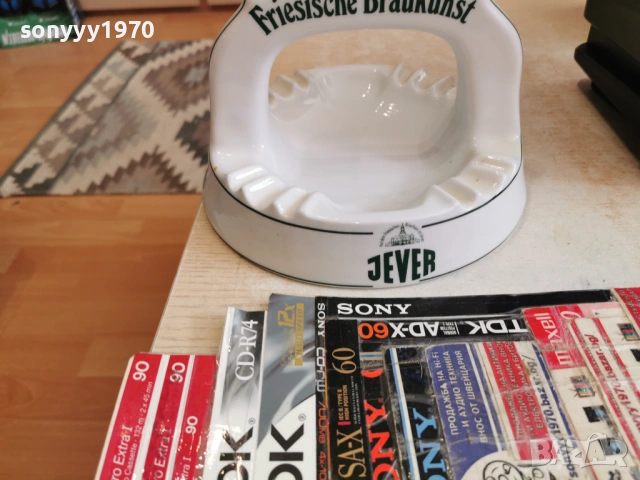 JEVER-ГОЛЯМ ПЕПЕЛНИК ОТ ГЕРМАНИЯ 0404261700LCHERY1, снимка 10 - Антикварни и старинни предмети - 54090729