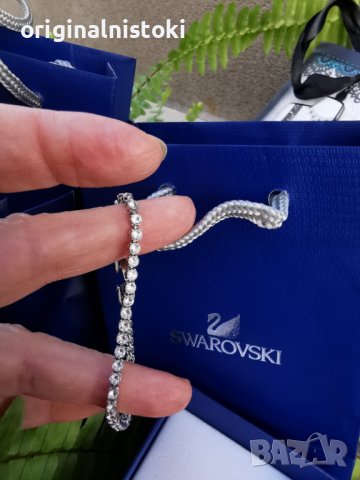 Сваровски ОРИГИНАЛНИ  със  сертификат гривна Swarovski  , снимка 9 - Обеци - 37826539