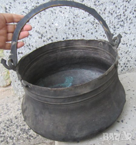 Различни бакъри и менци: Голям меден Бакър 25 см отвор 34 см дъно, снимка 2 - Антикварни и старинни предмети - 30005970