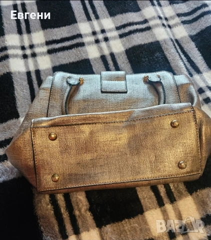 Дамска чанта , снимка 2 - Чанти - 54314468