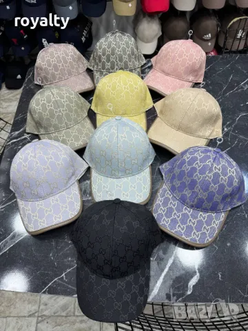 Маратонки шапки с козирка 