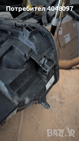 Шкода Октавия 2 фейслифт десен фар ксенон, снимка 5 - Части - 54085614