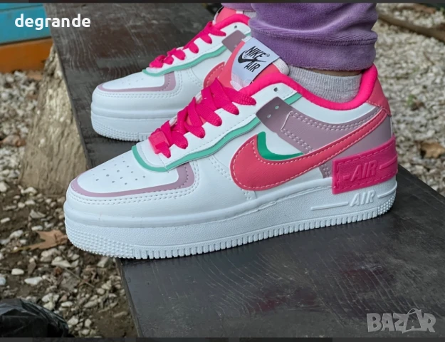 Дамски кецове Nike Air Force, снимка 4 - Кецове - 51032082