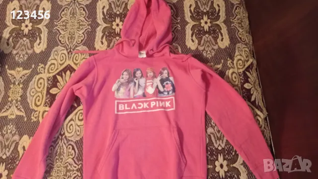 Худи на Black pink, розов суиътчър и бяла жилетка, снимка 3 - Детски анцузи и суичери - 48458815