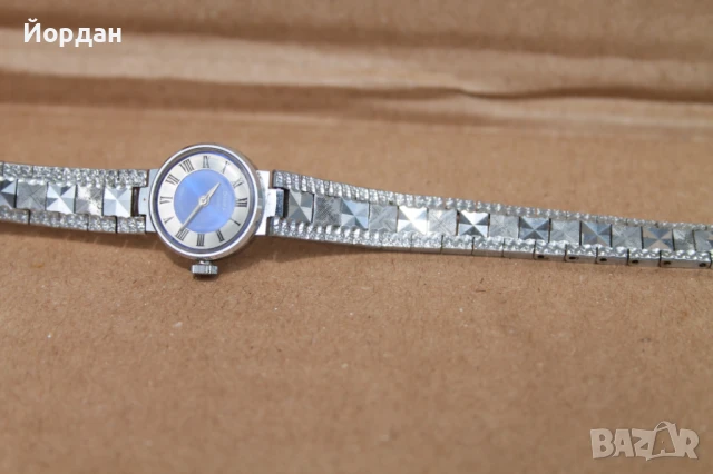 СССР дамски часовник ''Чайка'', снимка 13 - Дамски - 50496796