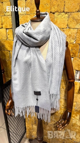 шалове %100 Кашмир Размер 1.90x65 Louis Vuitton 