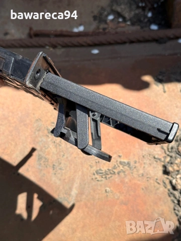 Десен къп холдер BMW E9x, снимка 3 - Аксесоари и консумативи - 54327686