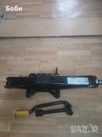 Авариен крик Додж гранд карнавал оем , снимка 3 - Аксесоари и консумативи - 52591642