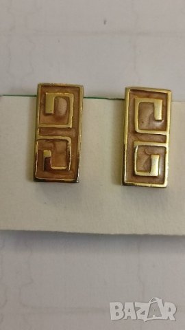Красиви обеци тип Givenchy, клипс. , снимка 4 - Обеци - 40696232