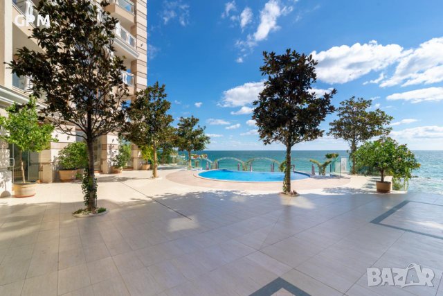 Просторен, луксозен и панорамен апартамент на брега на морето в комплекс La Mer, снимка 3 - Почивки на море - 38159296