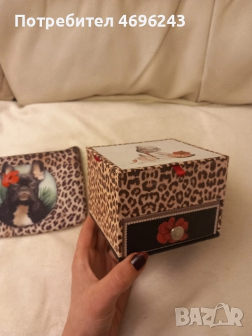 Портмоне и органайзер за бижута, снимка 4 - Бижутерийни комплекти - 52944957