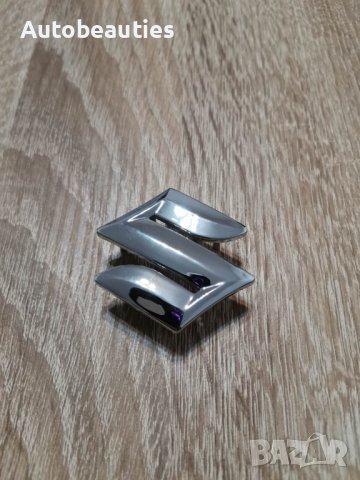 Емблеми Лога Сузуки Suzuki