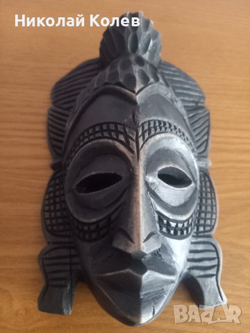Дървена африканска маска, снимка 1 - Антикварни и старинни предмети - 40672232
