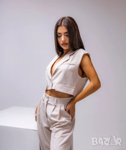 Комплект от две части 