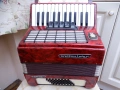 Акордеон Велтмайстер Стела 40 баса – перфектно състояние, снимка 1