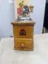 Антична/Винтидж ръчна мелничка Armin Trosser (Германия) – за колекция или подправки , снимка 5