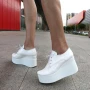 Обувки на платформа - бял лак - 120K

, снимка 3