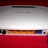Wi-Fi Рутер TP-Link TL-WR740N - 150 Mbit/s, снимка 3 - Рутери - 40308390