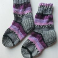 плетени чорапи сиво/лилаво, ходило 16, конч 16, снимка 1 - Чорапи - 39295337