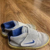 Оригинални Nike естествен велур, снимка 4 - Детски обувки - 31290825