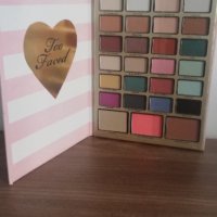 Too faced best year ever eyeshadow palette, снимка 1 - Козметика за лице - 33751693