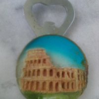 Отварачка сувенир с Колизеума в Рим, снимка 2 - Антикварни и старинни предмети - 34006768