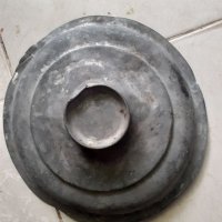 Стар меден капак за тенджера, снимка 1 - Антикварни и старинни предмети - 37834832