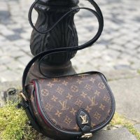 Дамска чанта Louis Vuitton код 132, снимка 1 - Чанти - 29123595