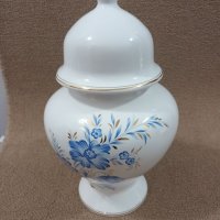 Порцеланова ваза. , снимка 9 - Антикварни и старинни предмети - 40719603