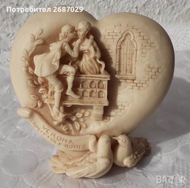 Няколко от Италия: сърце Ромео и Жулиета балкон Верона, серенада 2 фигури фигура кутия кутийка ретро, снимка 1