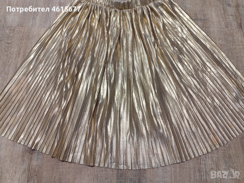 поличка на H&M, снимка 1