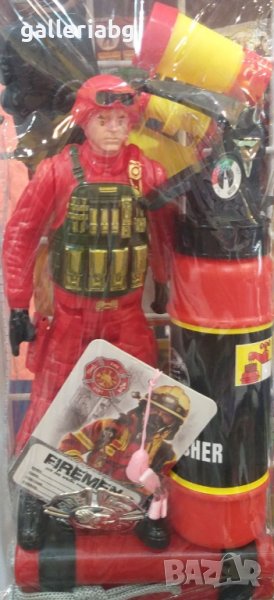 Комплект фигурка на пожарникар с принадлежности , снимка 1