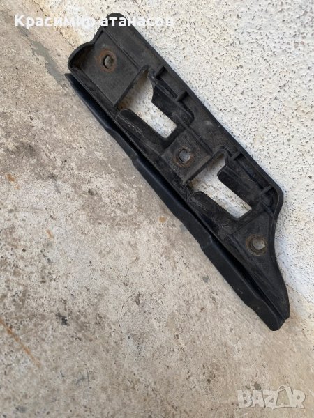 ДЪРЖАЧ-ВОДАЧ предна броня за Vw голф 5 преден десен, снимка 1