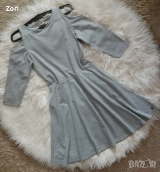 Светлосива кукленска рокля с отворени рамене , снимка 1