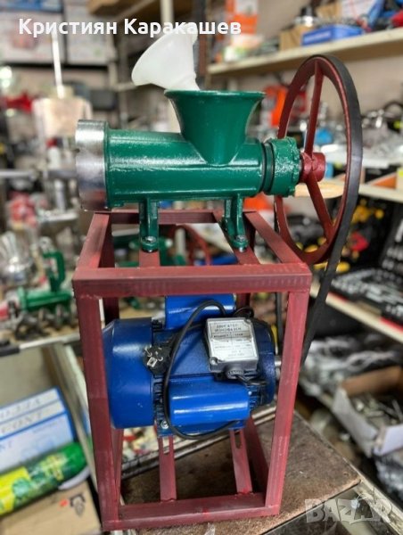 Месомелачка Чугунена 32 номер с електромотор 1.5 kw, снимка 1