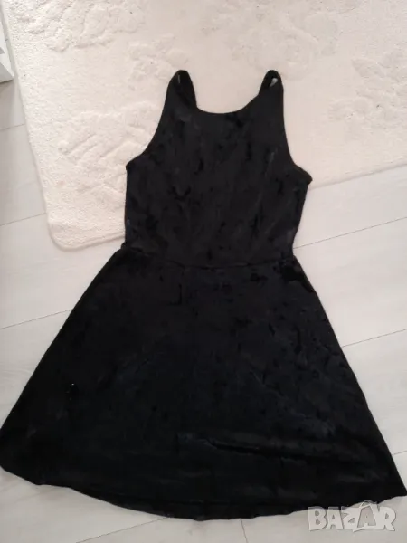 Дамска рокля от кадифе на H&M , снимка 1