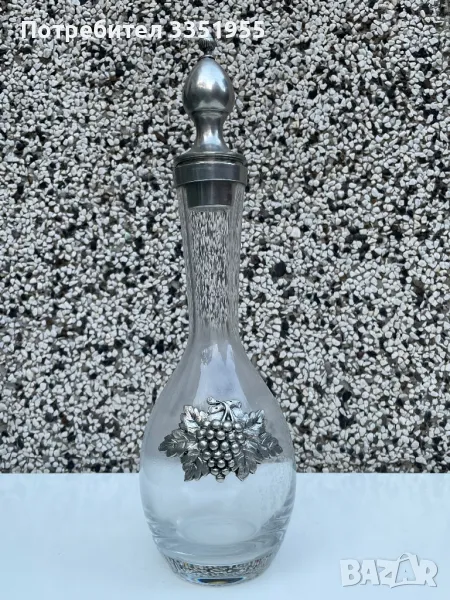 Кристално шише с метален обков от Портогалия, снимка 1