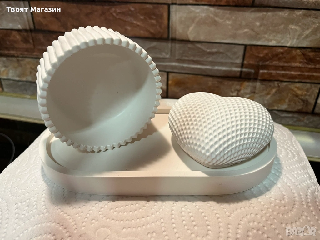 Декоративен сет от овално плато, купичка и сърце „Pure White“ – Ръчна изработка , снимка 1