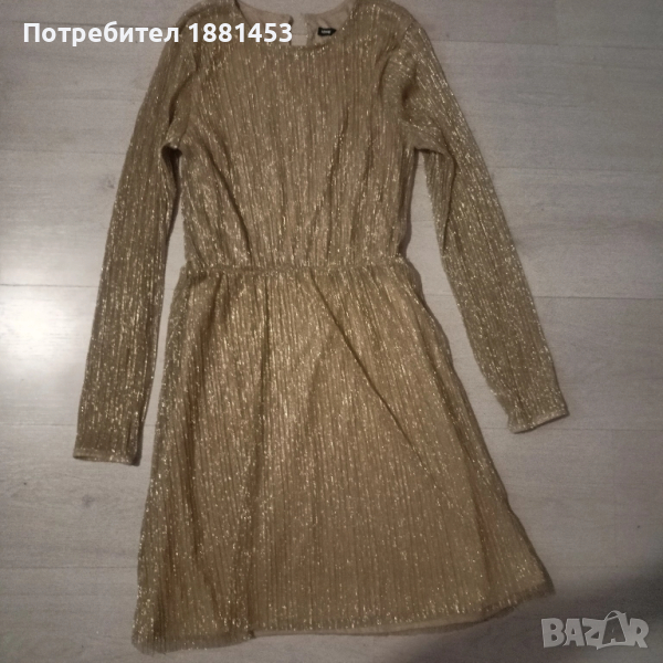 Блестяща рокля S размер., снимка 1