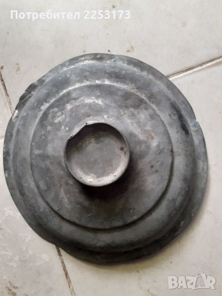 Стар меден капак за тенджера, снимка 1