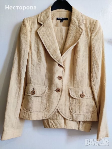 Дамски костюм , снимка 1