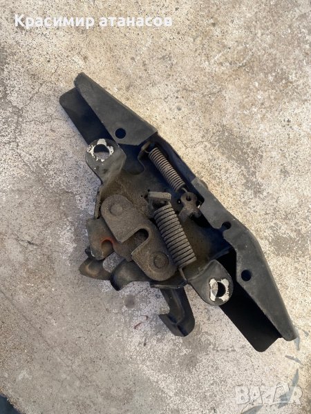 Брава преден капак за Тойота корола версо.2004-2008г, снимка 1