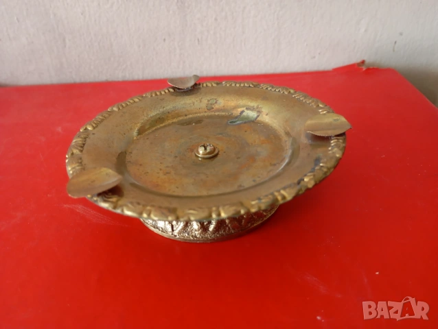 Винтидж пепелник