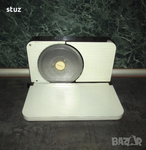 Електрическа машина Krups, за рязане на колбаси, хляб, зеленчуци, сирена, снимка 2 - Кухненски роботи - 52793246