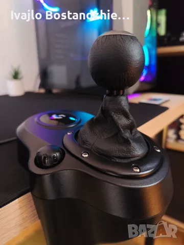 Геймърски волан Logitech G923 + Shifter за PS5/PS4/PC, снимка 4 - Джойстици и геймпадове - 55890351