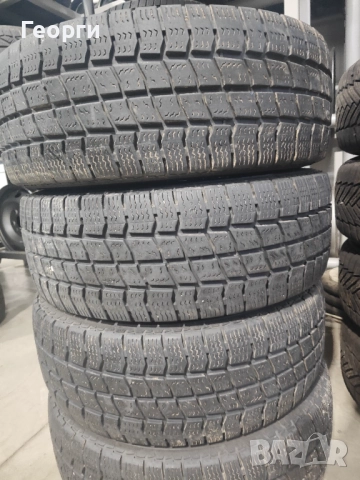 4бр.зимни гуми 215/65/15C Vredestein, снимка 6 - Гуми и джанти - 52463822