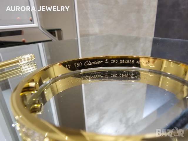 CARTIER Love Paved Gold Classic Diamonds Гривна с Отверка, снимка 7 - Гривни - 52821284