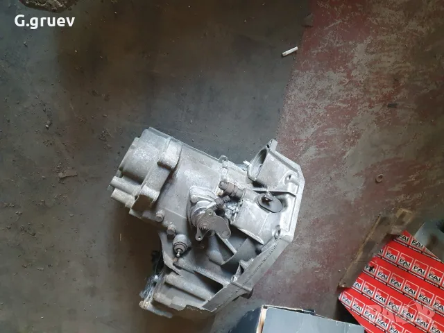 Скоростта Кутия T4 Multivan 2,5l tdi 
