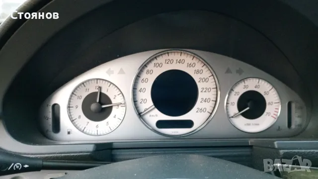 Mercedes E-Class W211 E280 Avangarde 7G TRONIC , снимка 7 - Автомобили и джипове - 48302341